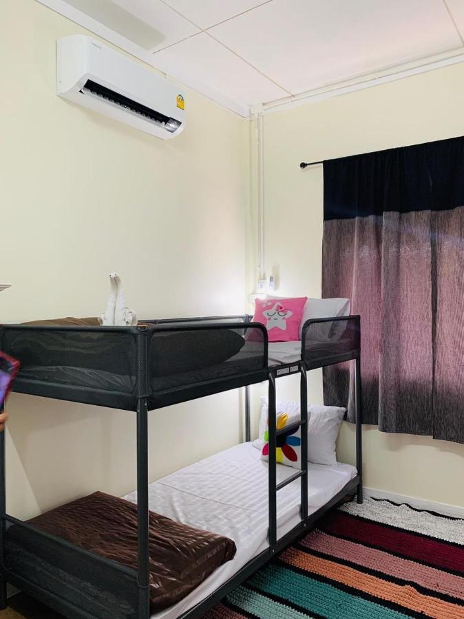 Baan Mae Somkid Homestay Sukhothai Exterior foto